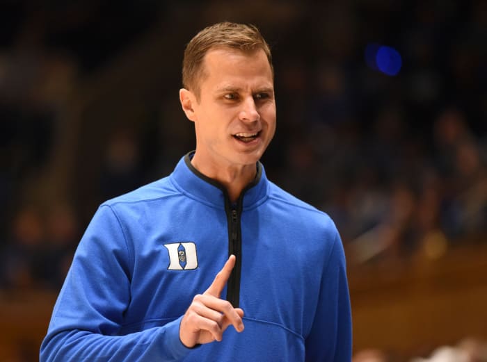 Duke basketball head coach Jon Scheyer